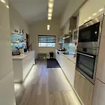 Villa Rubix Luz